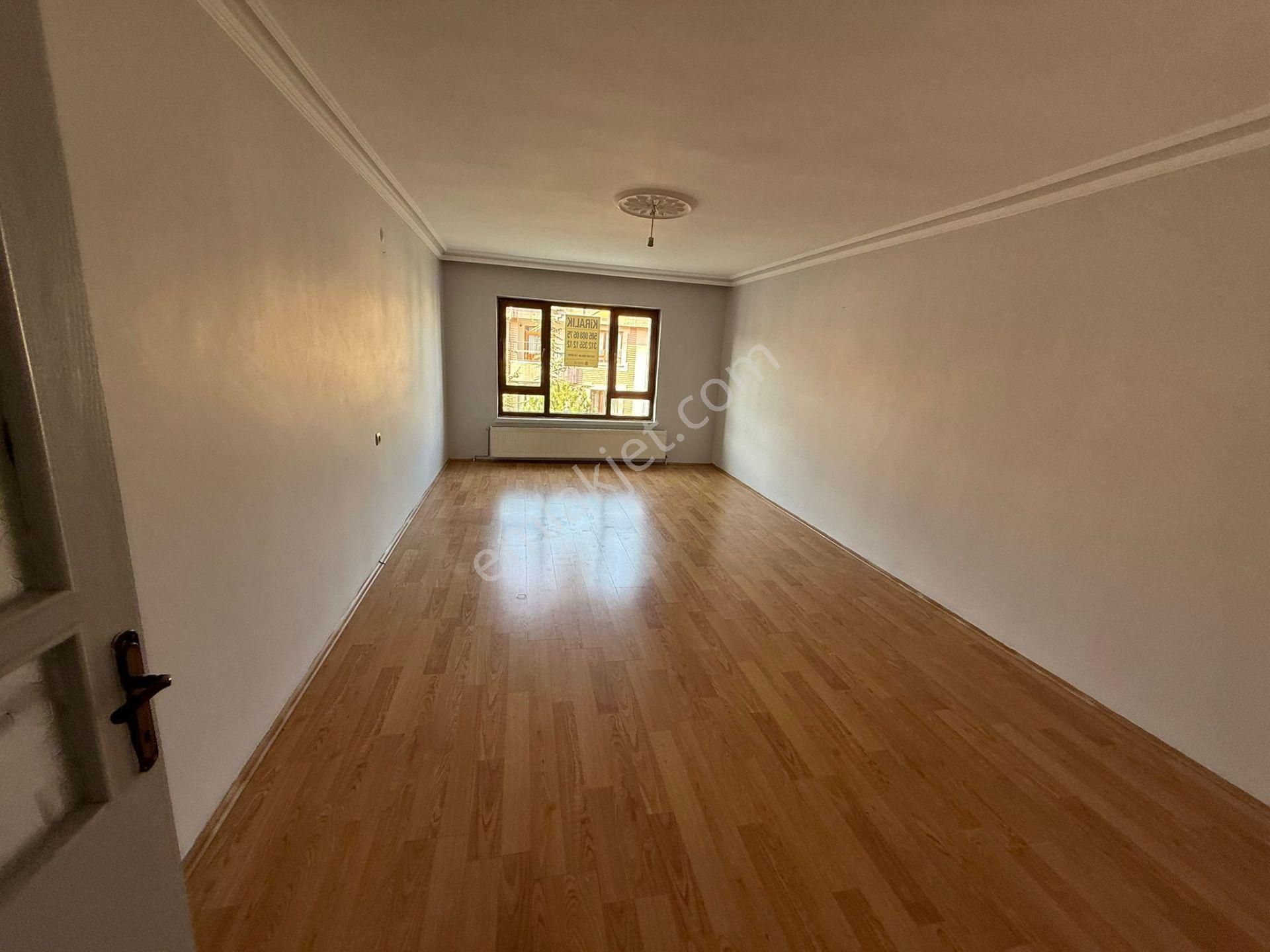 Bilgen Vatan'dan Yeşiltepe'de Cadde Yakını 3. Kat Orta Kat Ön Cephe 3+1 Kiralık Geniş Daire - Görsel 9