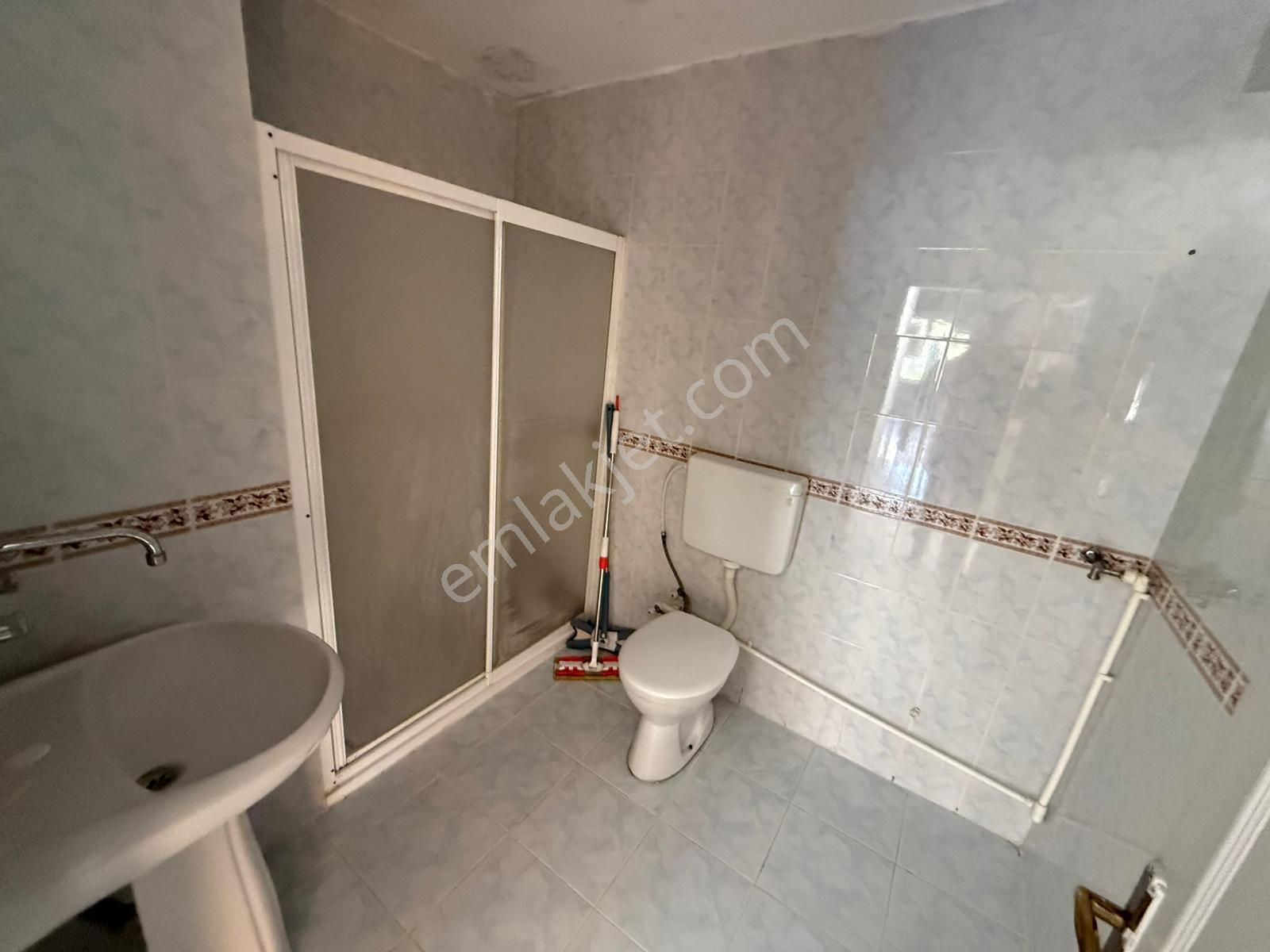 Bilgen Vatan'dan Yeşiltepe'de Cadde Yakını 3. Kat Orta Kat Ön Cephe 3+1 Kiralık Geniş Daire - Görsel 22