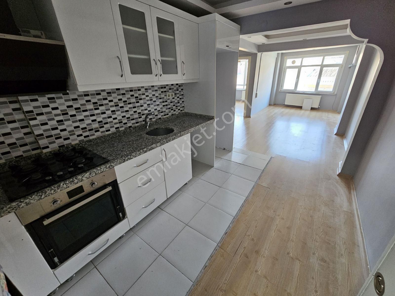 Kocamustafapaşa Seyidömer Fulyapılı 2+1 70mk 4.son Kat3.300.000 - Görsel 28