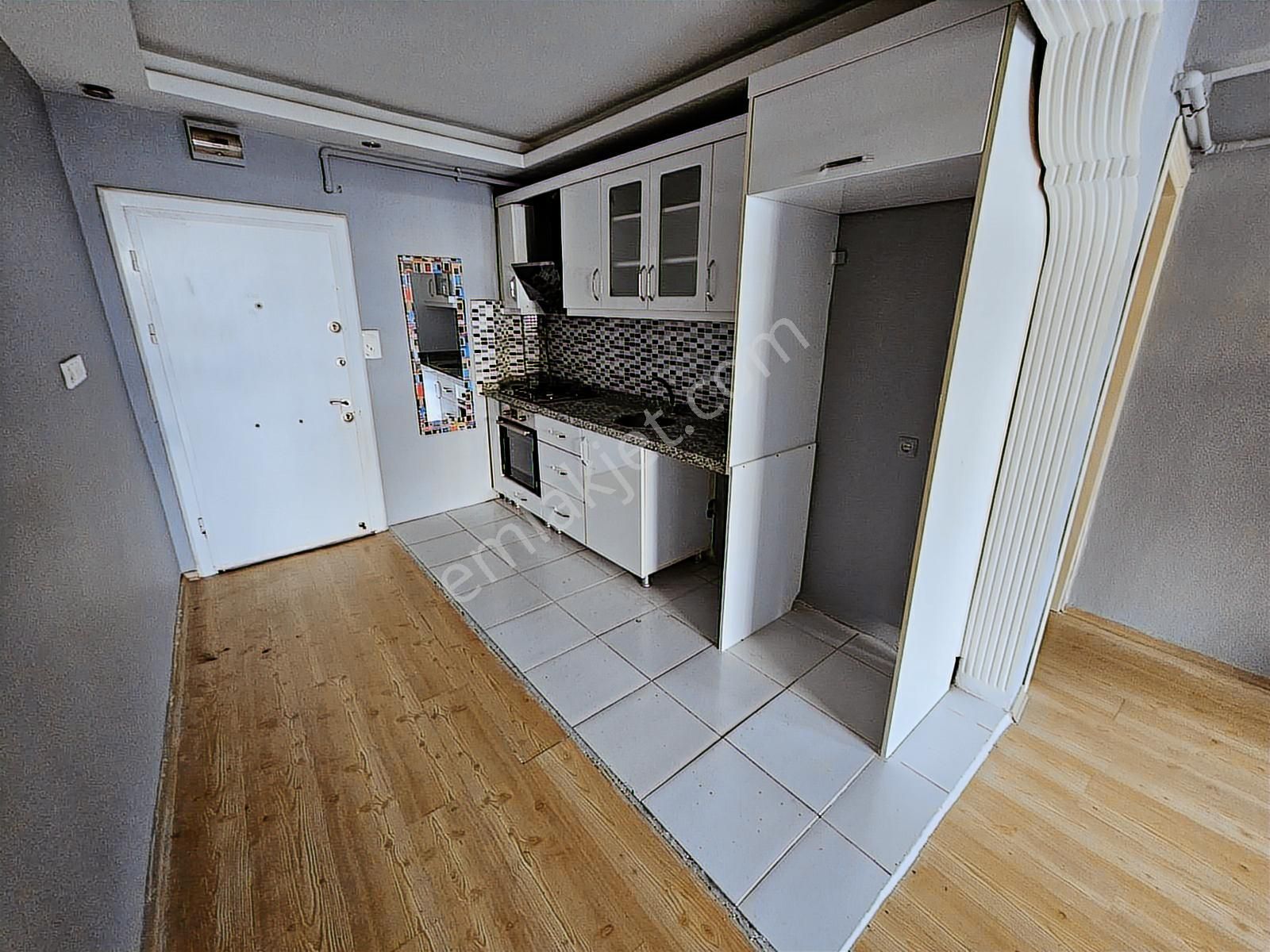 Kocamustafapaşa Seyidömer Fulyapılı 2+1 70mk 4.son Kat3.300.000 - Görsel 16