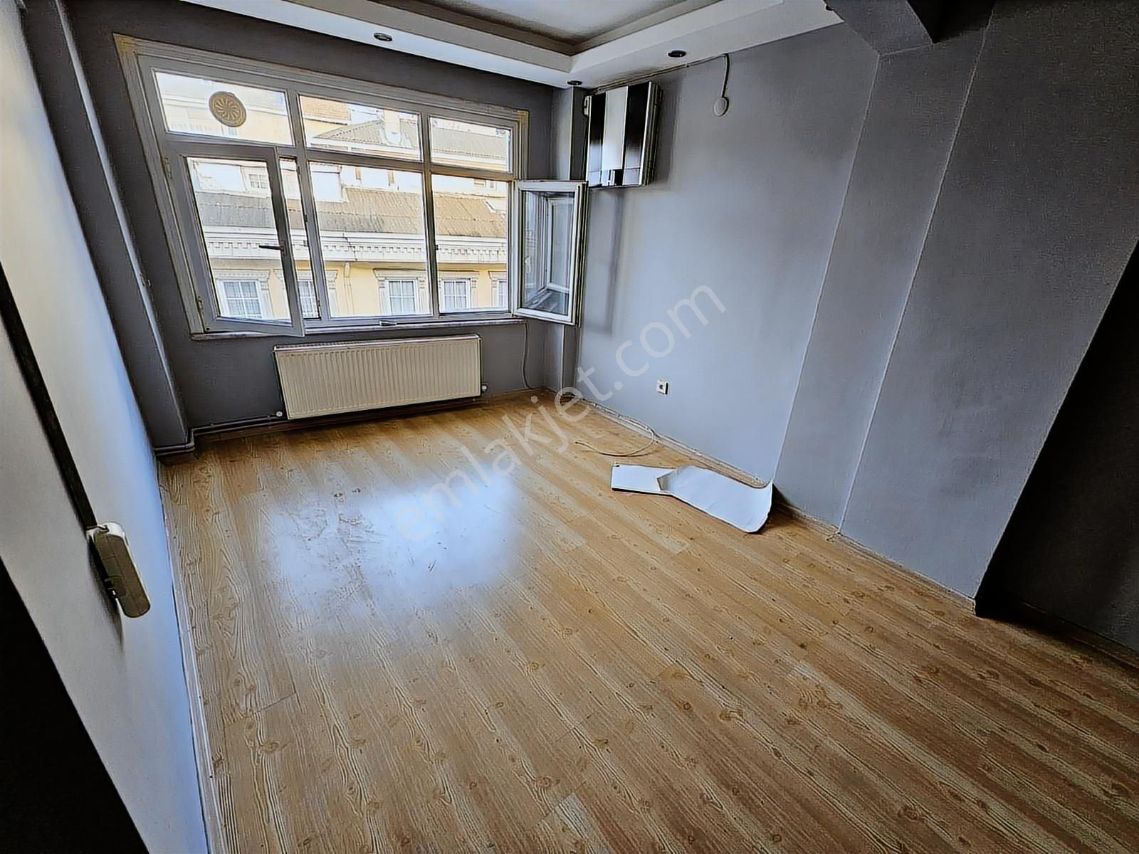 Kocamustafapaşa Seyidömer Fulyapılı 2+1 70mk 4.son Kat3.300.000 - Görsel 5