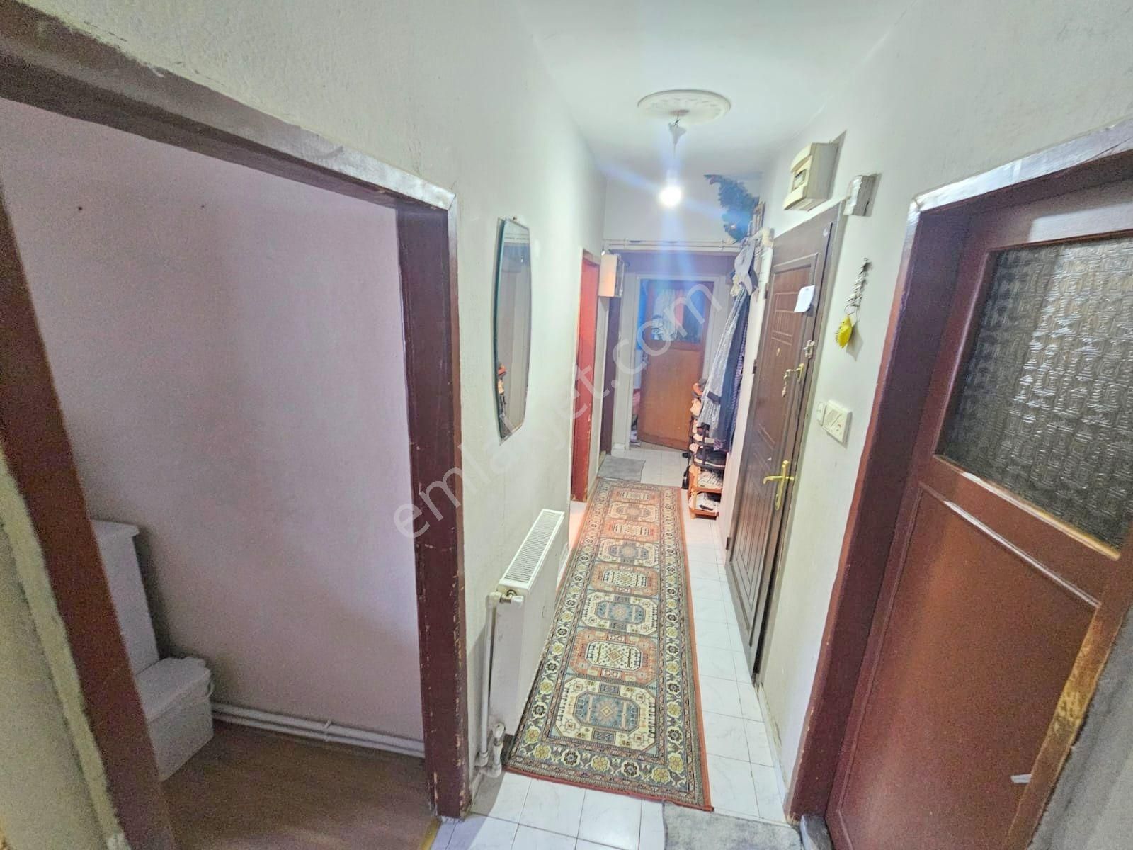 Bilgen Vatan'dan Hacıkadın Göbek'te Cadde Yakını Yüksek Giriş Kat Konumlu 3+1 - Görsel 2