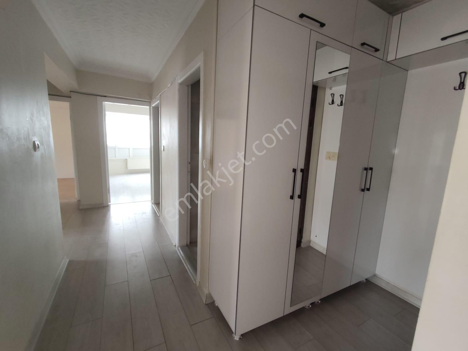 Yılmaz Gayrimenkul 3+1 Ön Cephe Kıralık Yapılı Masrafsız Mavı Okul Yanı - Görsel 25