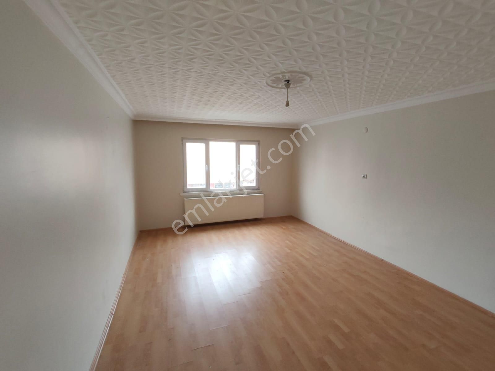 Yılmaz Gayrimenkul 3+1 Ön Cephe Kıralık Yapılı Masrafsız Mavı Okul Yanı - Görsel 3