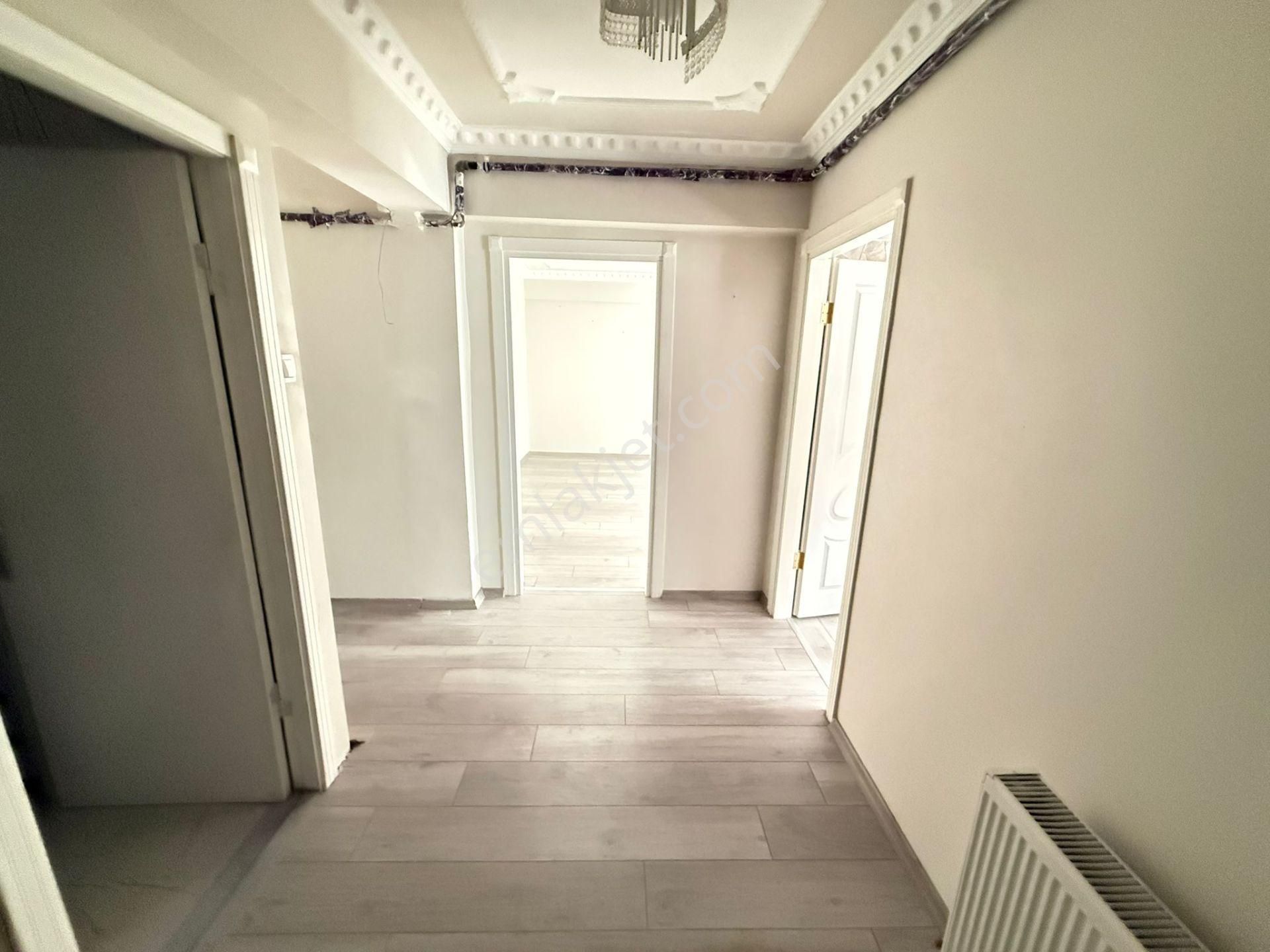 Bilgen Vatan'dan Aktepe Merkez'de Cadde Yakını Yüksek Giriş Ebeveyn Banyolu 3+1 Geniş Daire - Görsel 7