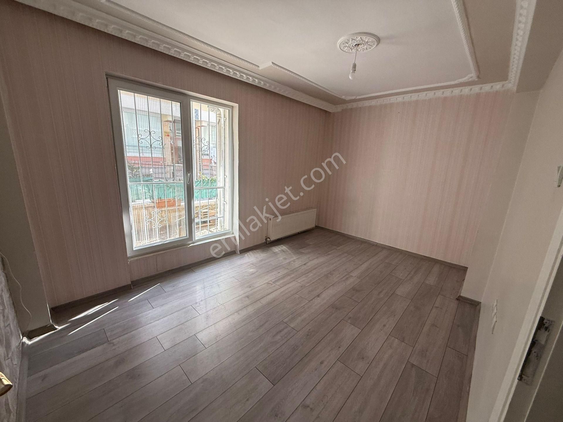 Bilgen Vatan'dan Aktepe Merkez'de Cadde Yakını Yüksek Giriş Ebeveyn Banyolu 3+1 Geniş Daire - Görsel 14