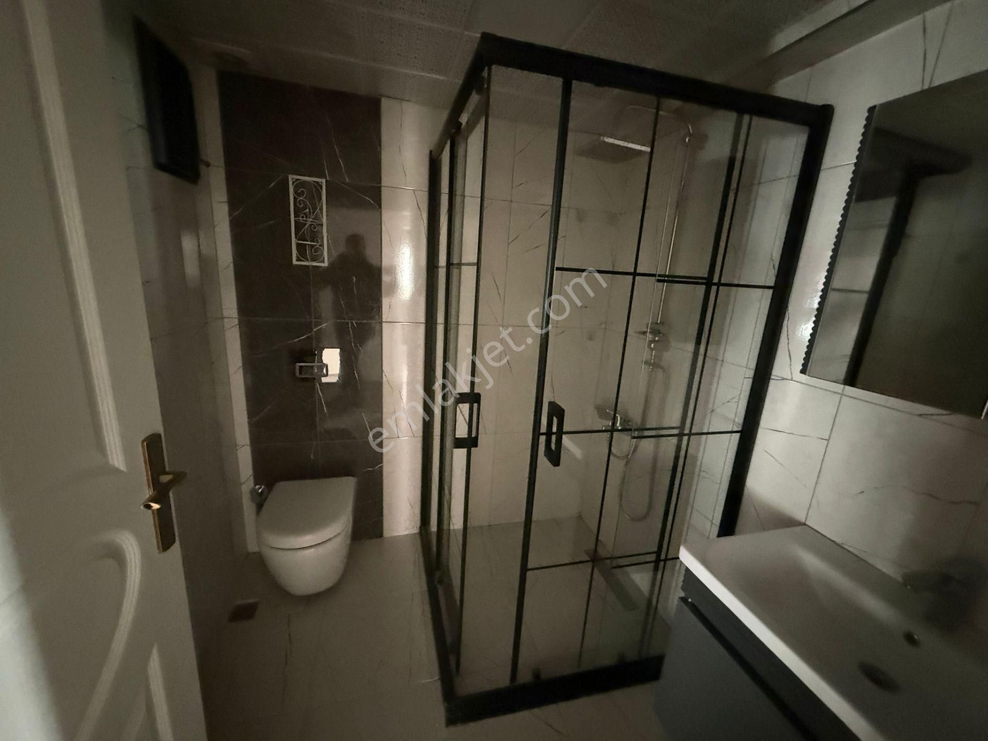 Bilgen Vatan'dan Aktepe Merkez'de Cadde Yakını Yüksek Giriş Ebeveyn Banyolu 3+1 Geniş Daire - Görsel 20