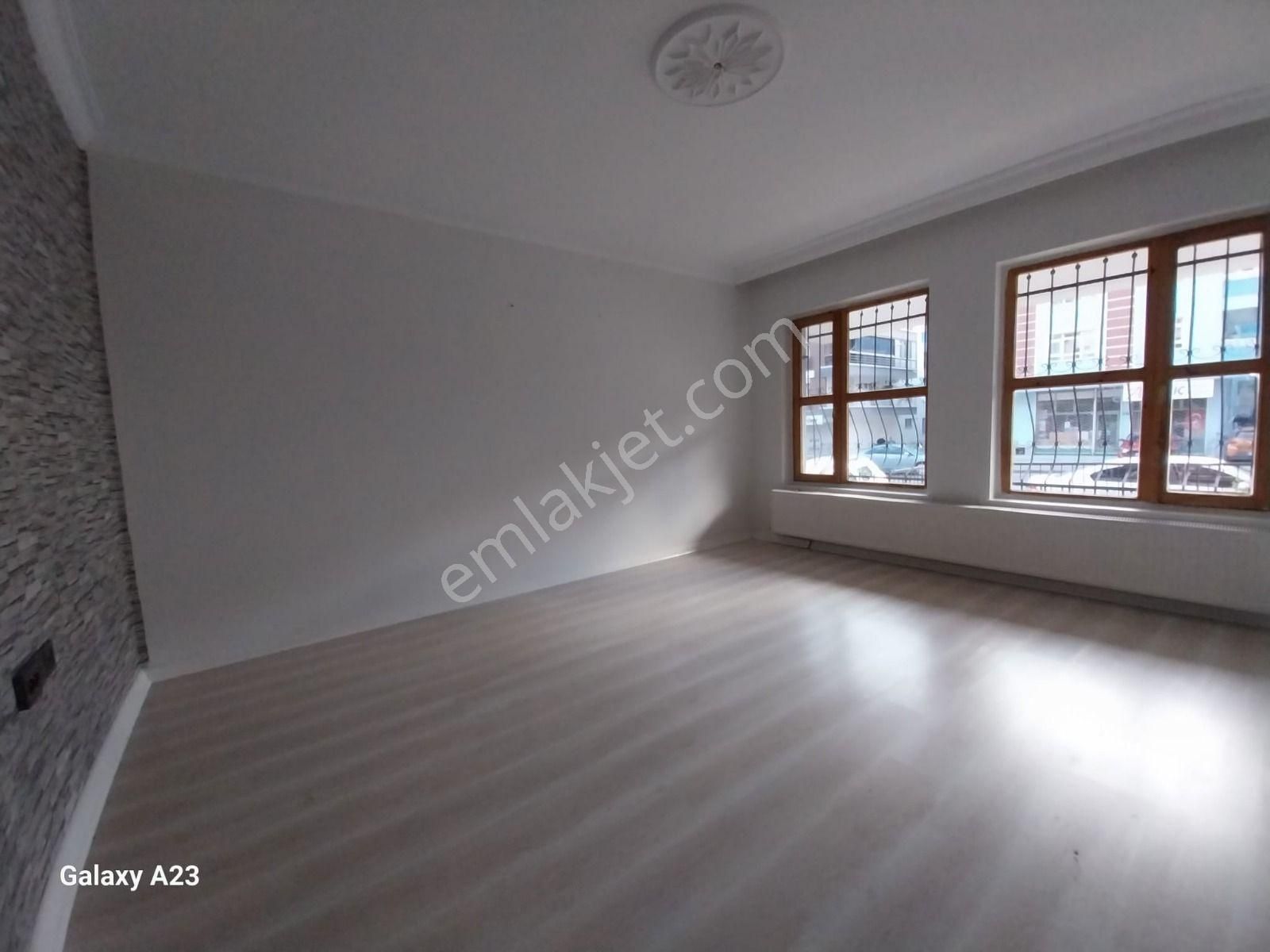 Bilgen Vatan'dan Uyanış Mahallesi Cadde Üzeri Yeni Bina Giriş Kat Ön Cephe Masrafsız Yapılı 3+1 - Görsel 23