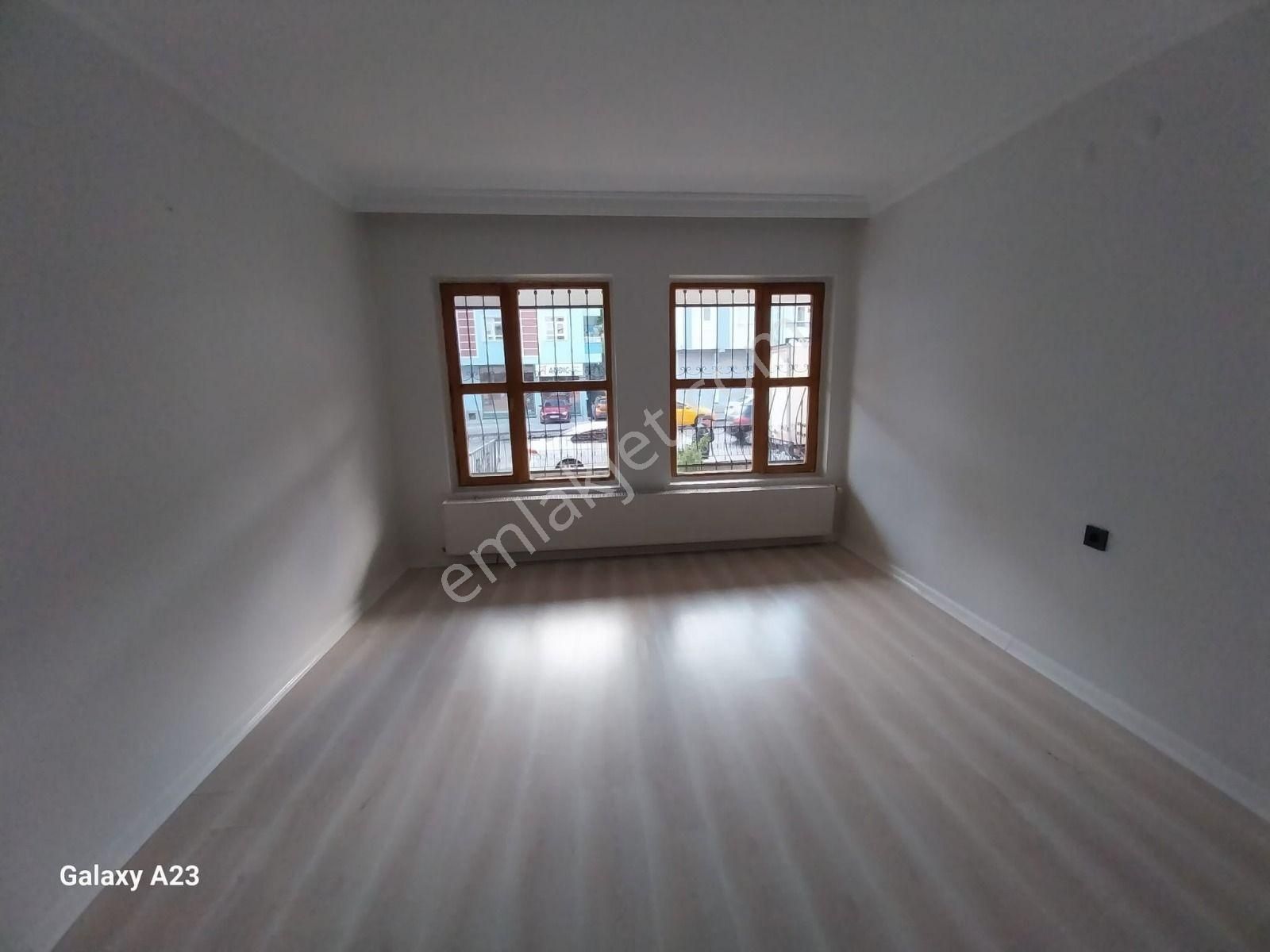 Bilgen Vatan'dan Uyanış Mahallesi Cadde Üzeri Yeni Bina Giriş Kat Ön Cephe Masrafsız Yapılı 3+1 - Görsel 27