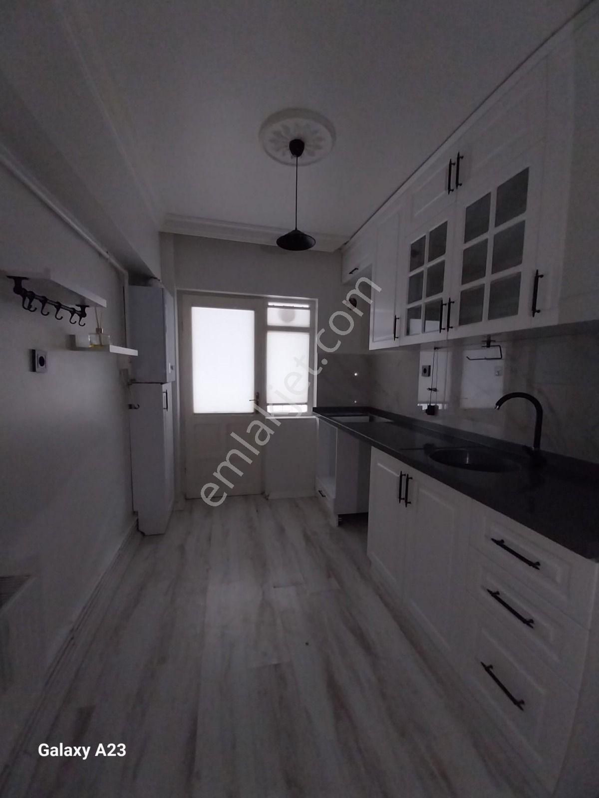 Bilgen Vatan'dan Uyanış Mahallesi Cadde Üzeri Yeni Bina Giriş Kat Ön Cephe Masrafsız Yapılı 3+1 - Görsel 19