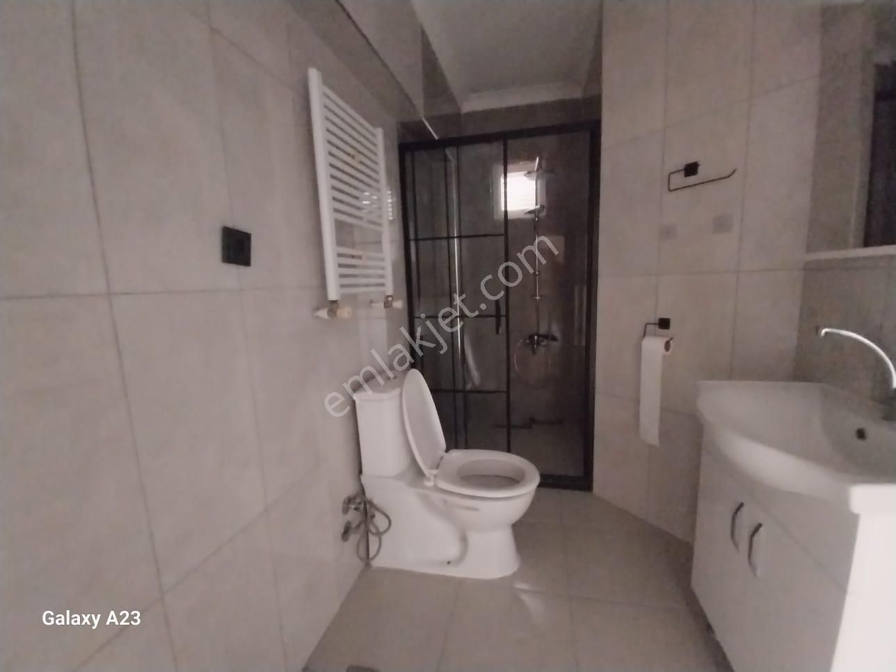 Bilgen Vatan'dan Uyanış Mahallesi Cadde Üzeri Yeni Bina Giriş Kat Ön Cephe Masrafsız Yapılı 3+1 - Görsel 5