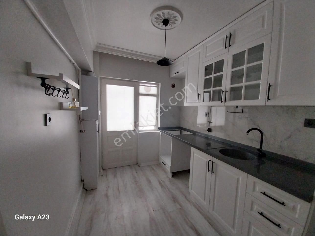 Bilgen Vatan'dan Uyanış Mahallesi Cadde Üzeri Yeni Bina Giriş Kat Ön Cephe Masrafsız Yapılı 3+1 - Görsel 13