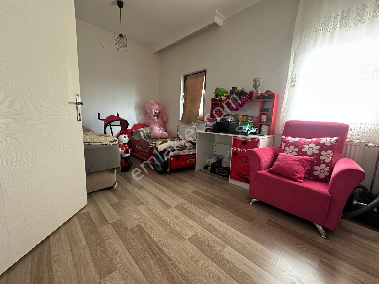 Bilgen Vatan'dan Yeşiltepe'de Cadde Üzeri Düzlükte 8. Kat Manzaralı 3+1 En Yeni Binada - Görsel 7