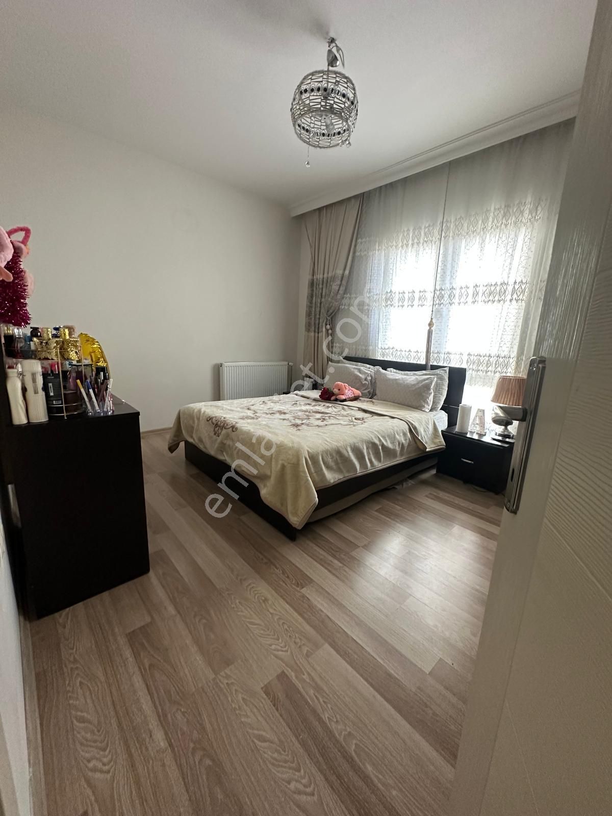 Bilgen Vatan'dan Yeşiltepe'de Cadde Üzeri Düzlükte 8. Kat Manzaralı 3+1 En Yeni Binada - Görsel 5