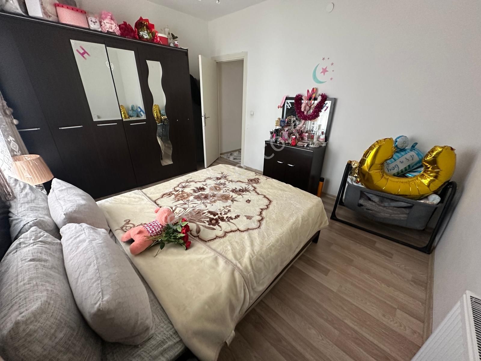 Bilgen Vatan'dan Yeşiltepe'de Cadde Üzeri Düzlükte 8. Kat Manzaralı 3+1 En Yeni Binada - Görsel 6