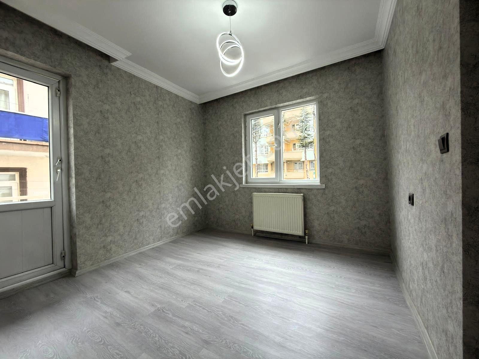 Kariyer'den Etliğin Kalbinde 3+1 1.kat Ultra Lüx Bağımsız Güney Cephe Daire - Görsel 24