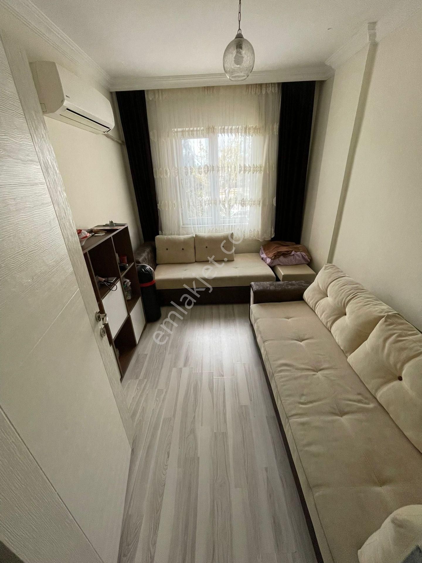 İçi Komple Yenilenmiş 3+1 Tramwaya 200 Metre Geniş Kulanışlı Daire - Görsel 3