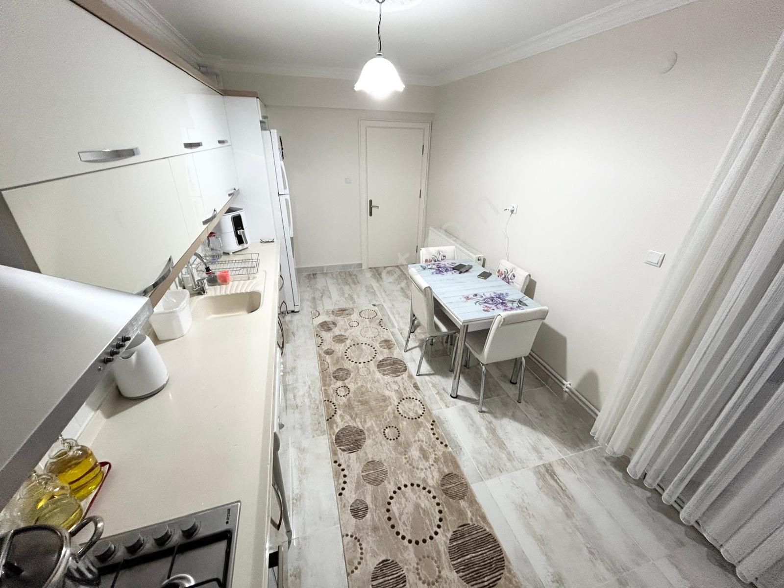 彡yetkisi Yükselden Kadıköyde Site İçinde D.gazlı 3+1 Satılık Geniş Daire - Görsel 2