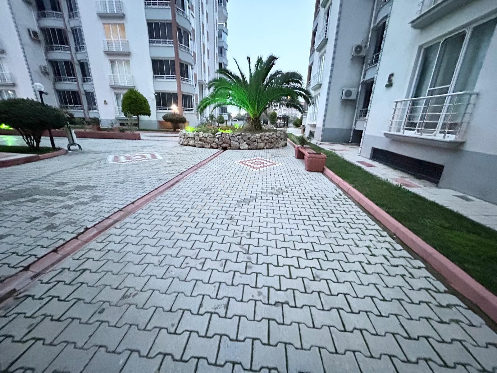 彡yetkisi Yükselden Kadıköyde Site İçinde D.gazlı 3+1 Satılık Geniş Daire - Görsel 31