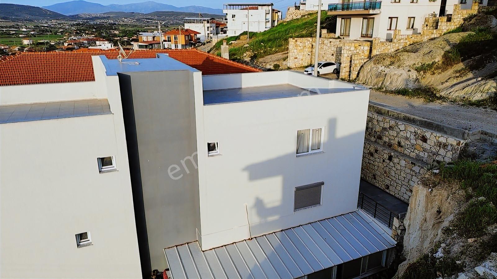 Foça Kazım Dirik Mah. Satılık Teraslı 2+1 Daire - Görsel 26