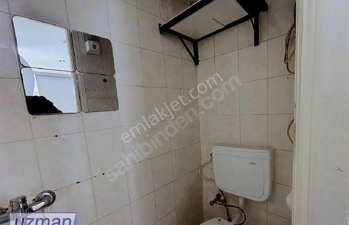 Kuşadası Merkez'de Tabela Değeri Yüksek İş Yerine Uygun 1+1 Satılık Daire - Görsel 9