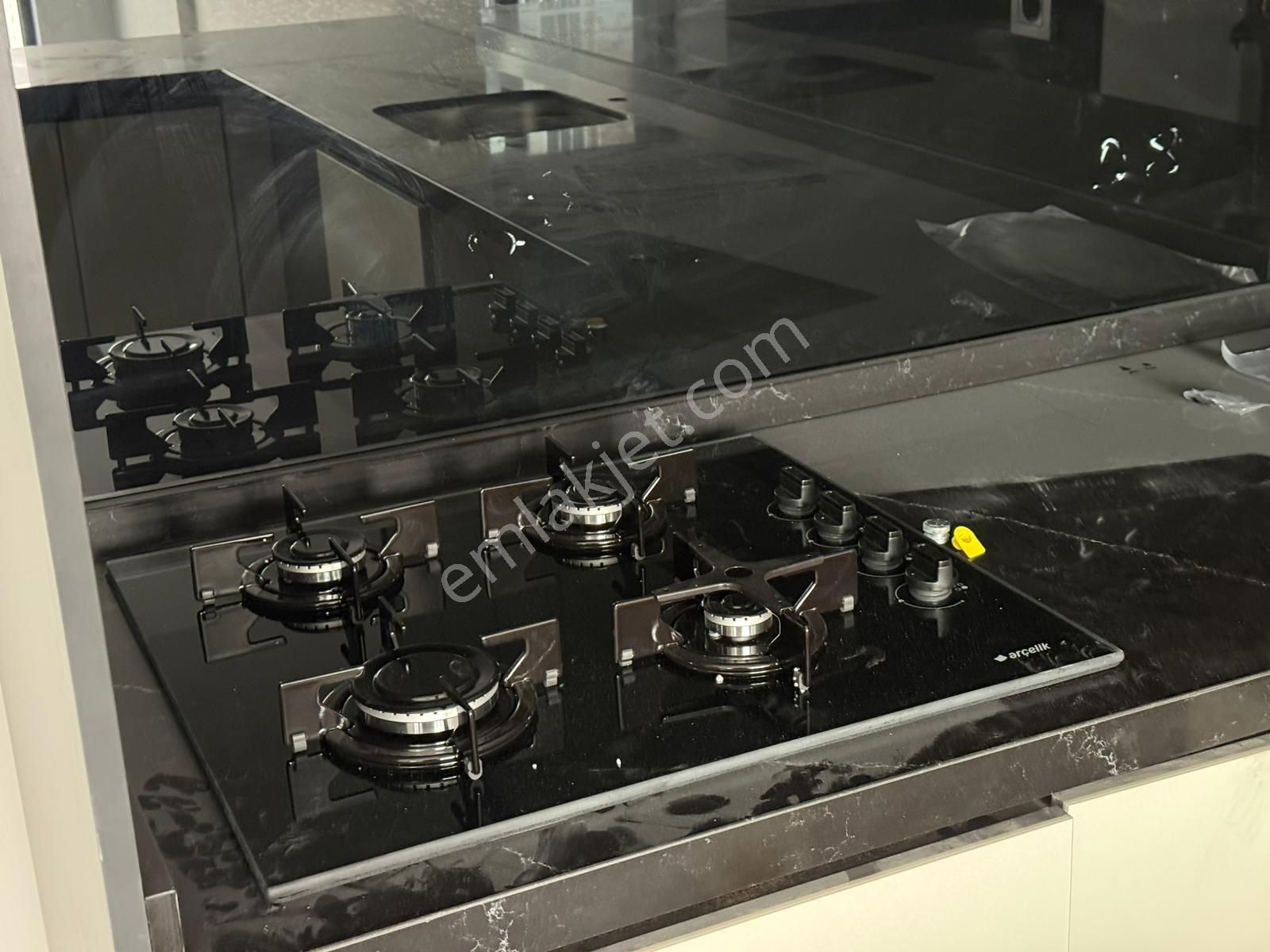 Kariyer'den İncirli'de Tek! Merkezi Konumda Her Katta 1+1 2+1 Lüx Alttan Isıtmalı Daireler - Görsel 18