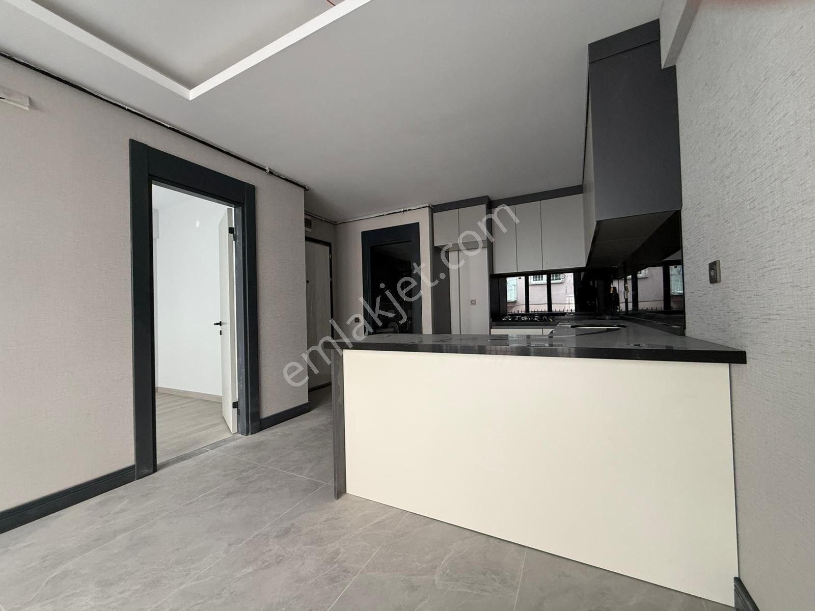 Kariyer'den İncirli'de Tek! Merkezi Konumda Her Katta 1+1 2+1 Lüx Alttan Isıtmalı Daireler - Görsel 12