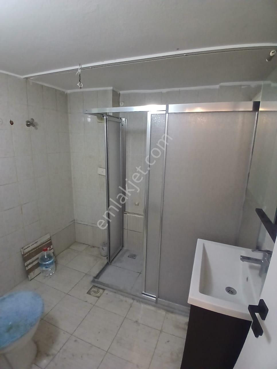 Ender Uysal Gayrimenkulden Bursa Caddesine Yakın 2+1 Asansörlü Arakat Geniş Kiralık Daire... - Görsel 13