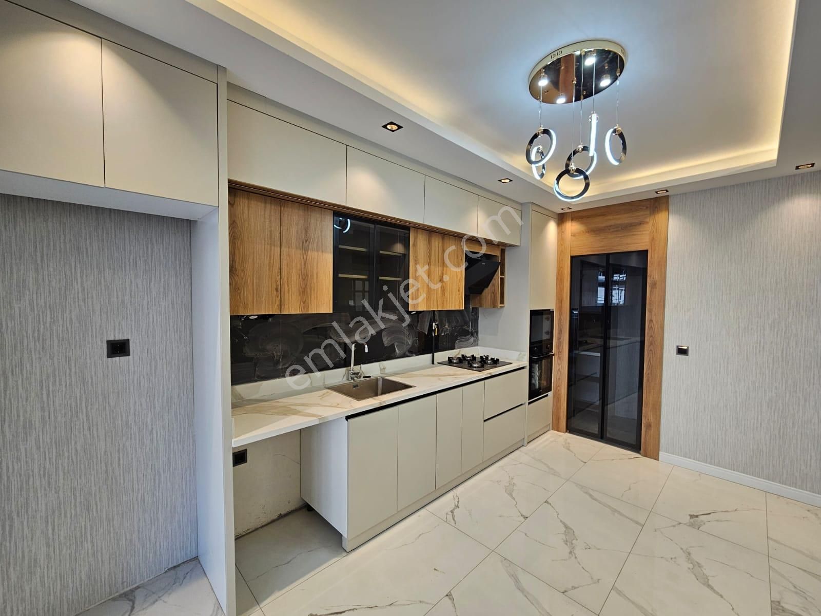 Araplar Mahallesin’de Ultra Lüx Sıfır Daireler - Görsel 3