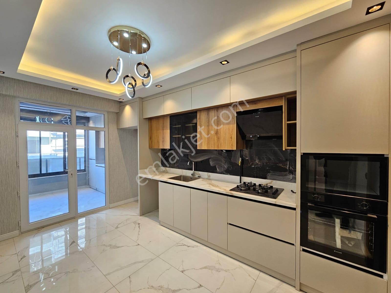 Araplar Mahallesin’de Ultra Lüx Sıfır Daireler