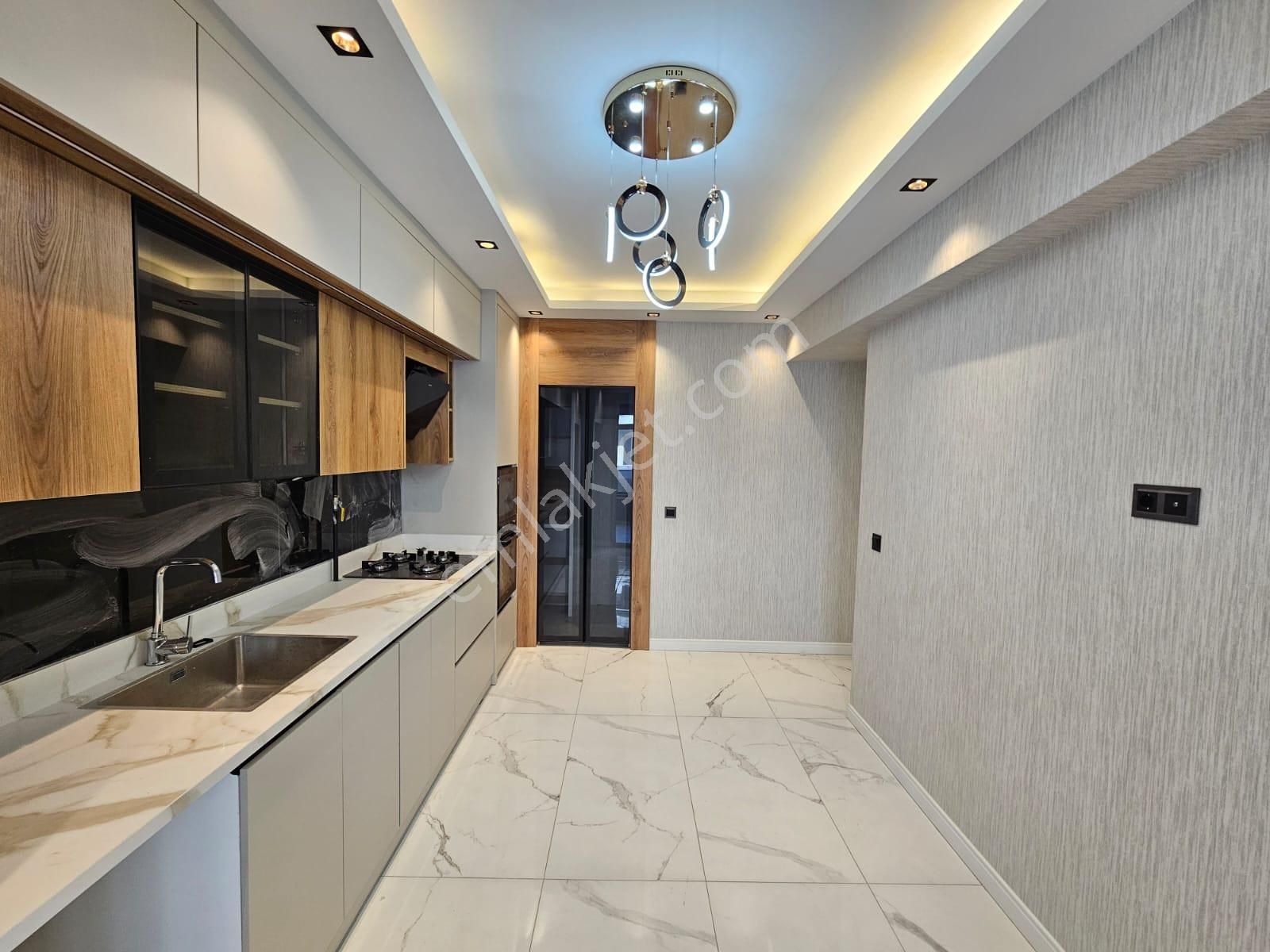 Araplar Mahallesin’de Ultra Lüx Sıfır Daireler - Görsel 4