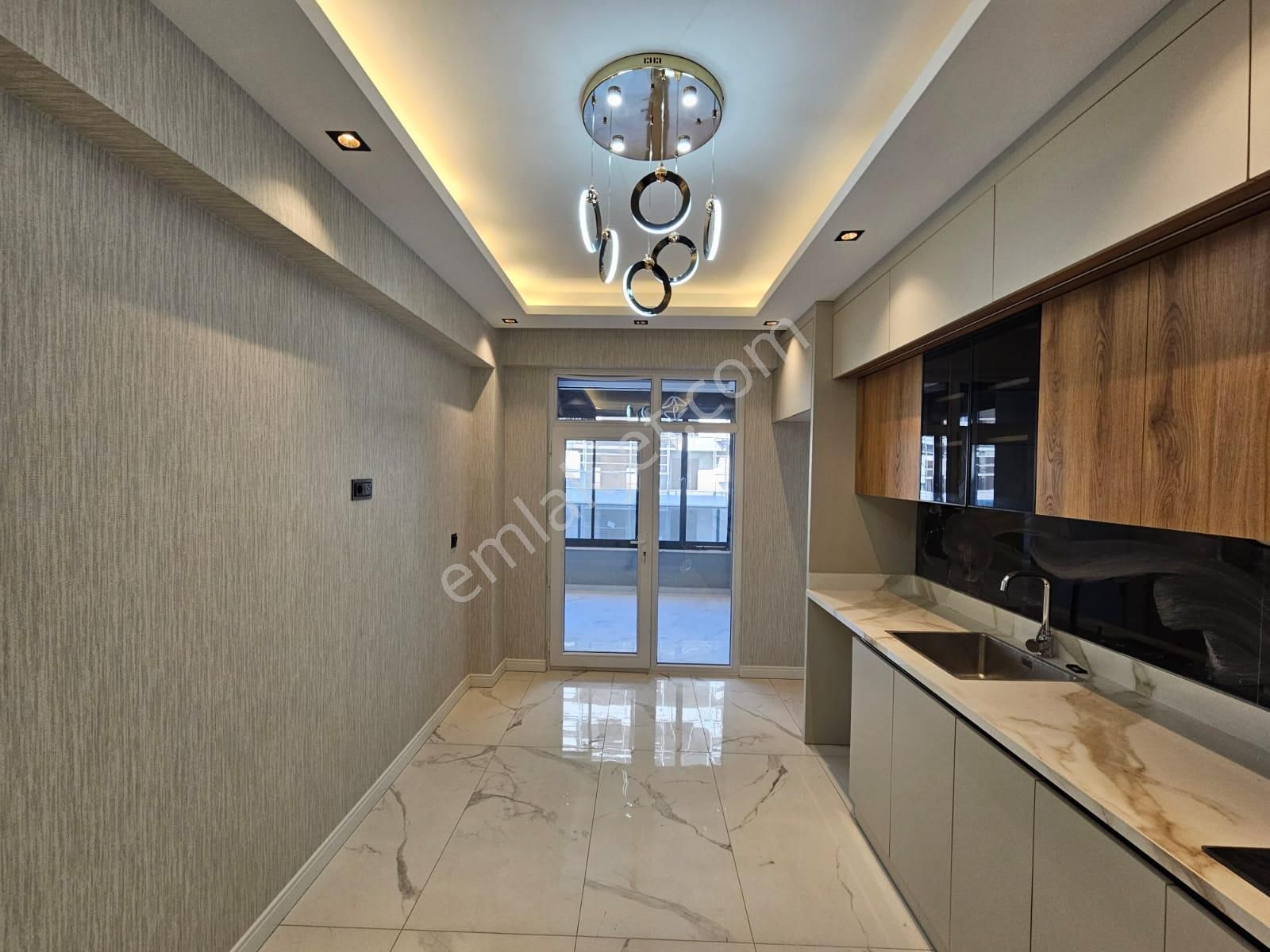 Araplar Mahallesin’de Ultra Lüx Sıfır Daireler - Görsel 2