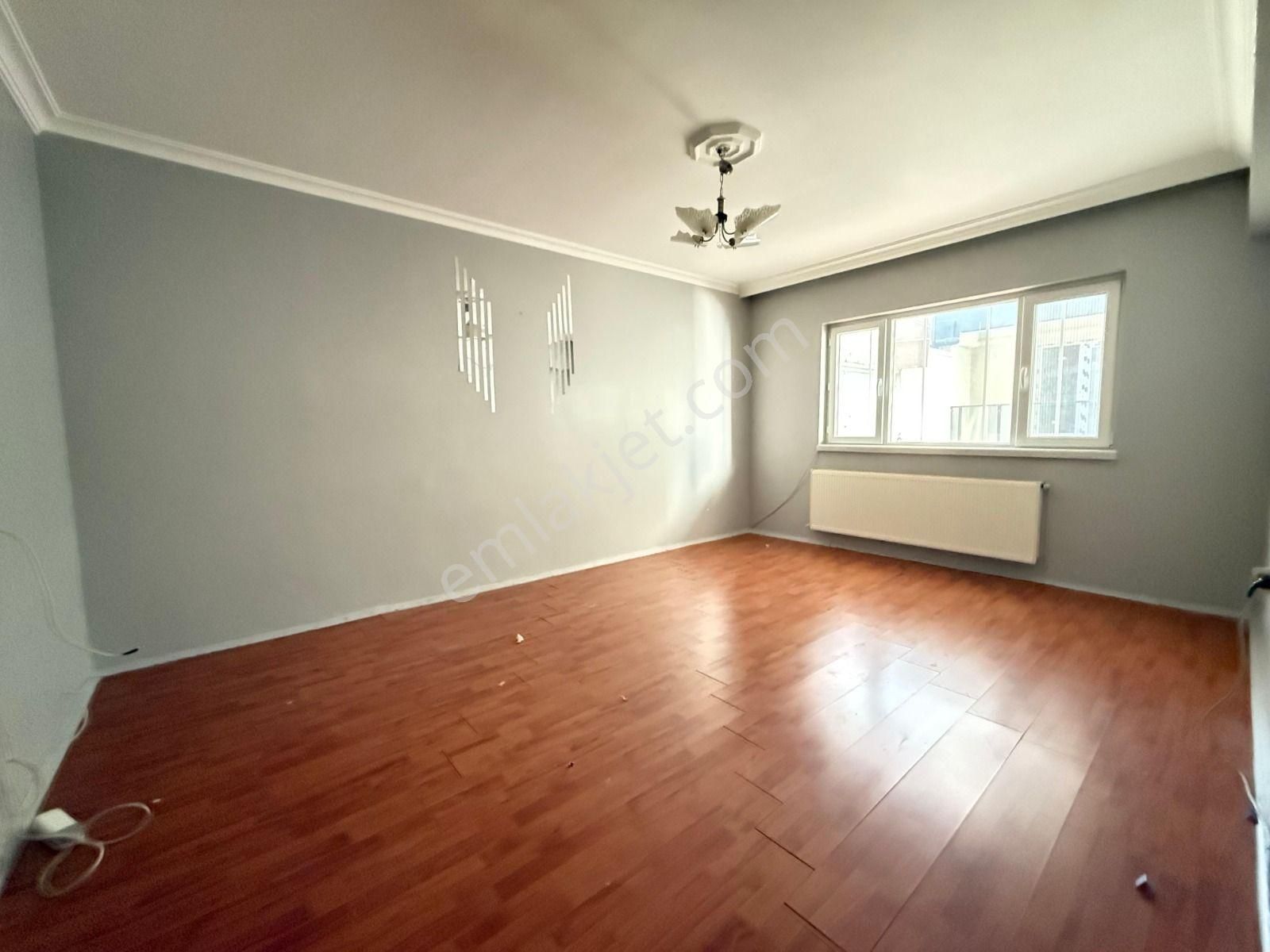 Bağlum Hisar Mah. Kat Konumlu Altı Daire Geniş 3+1 Kiralık Daire - Görsel 3