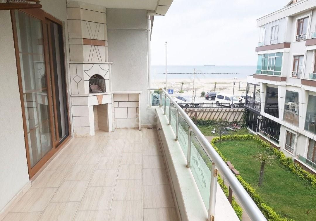 Deniz Manzaralı, Barbekülü Geniş Balkon – Site İçinde Eşyalı 2+1 Kiralık