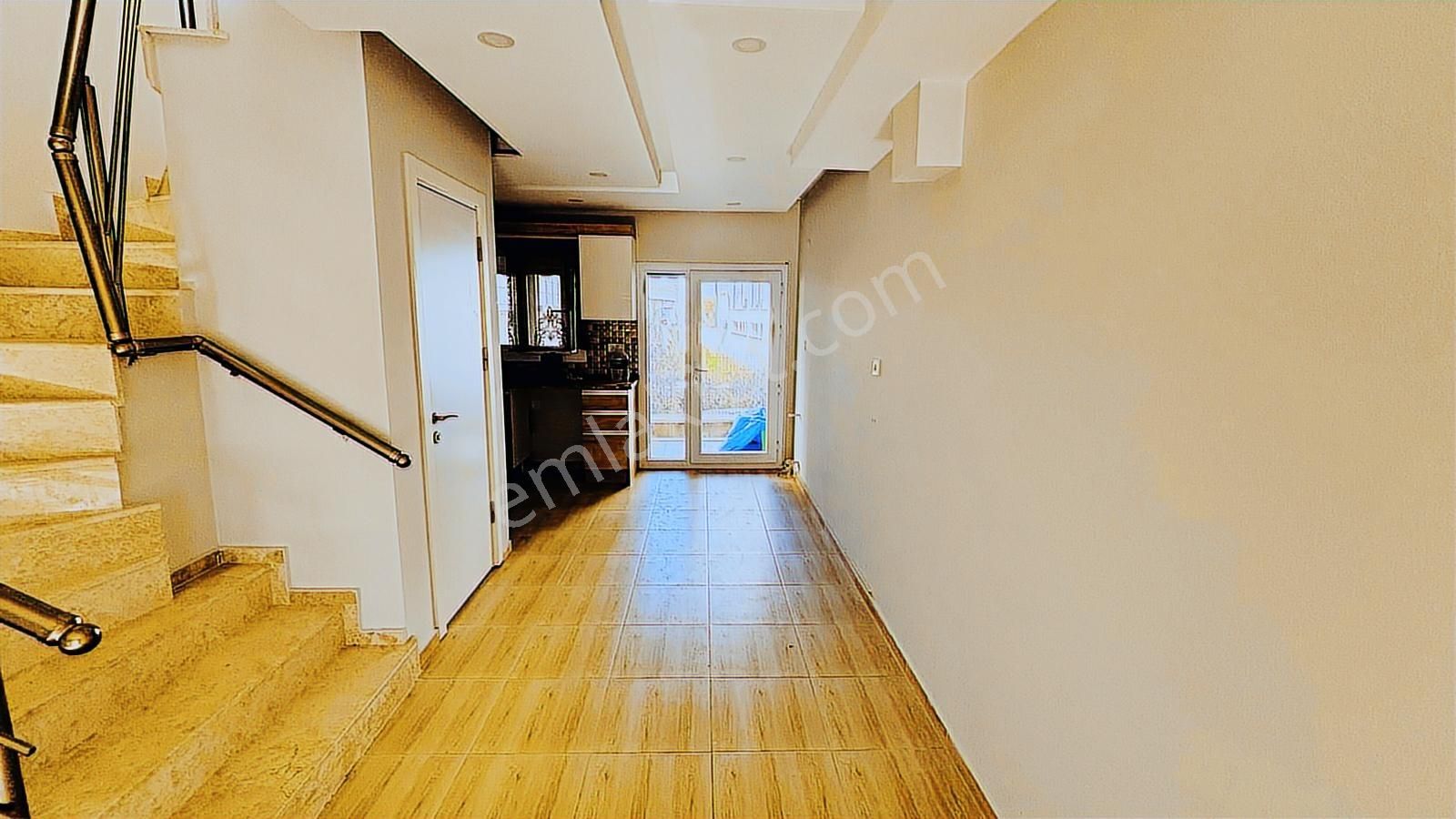 Foça Bağarası Kazım Dirik Mah. Satılık 2+1 Dubleks - Görsel 4