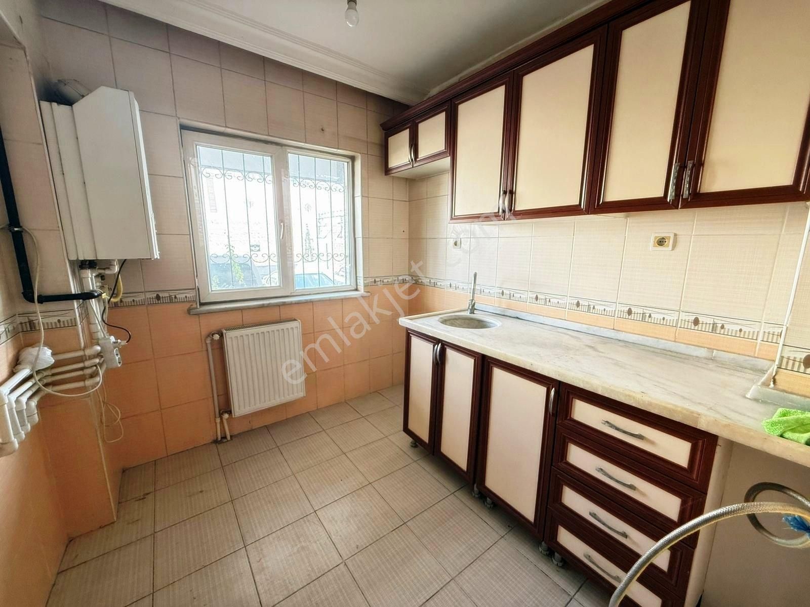 ▅albayrak▅tren İstasyonu Yakını Ara Kat'ta 3+1 Y.giriş Daire