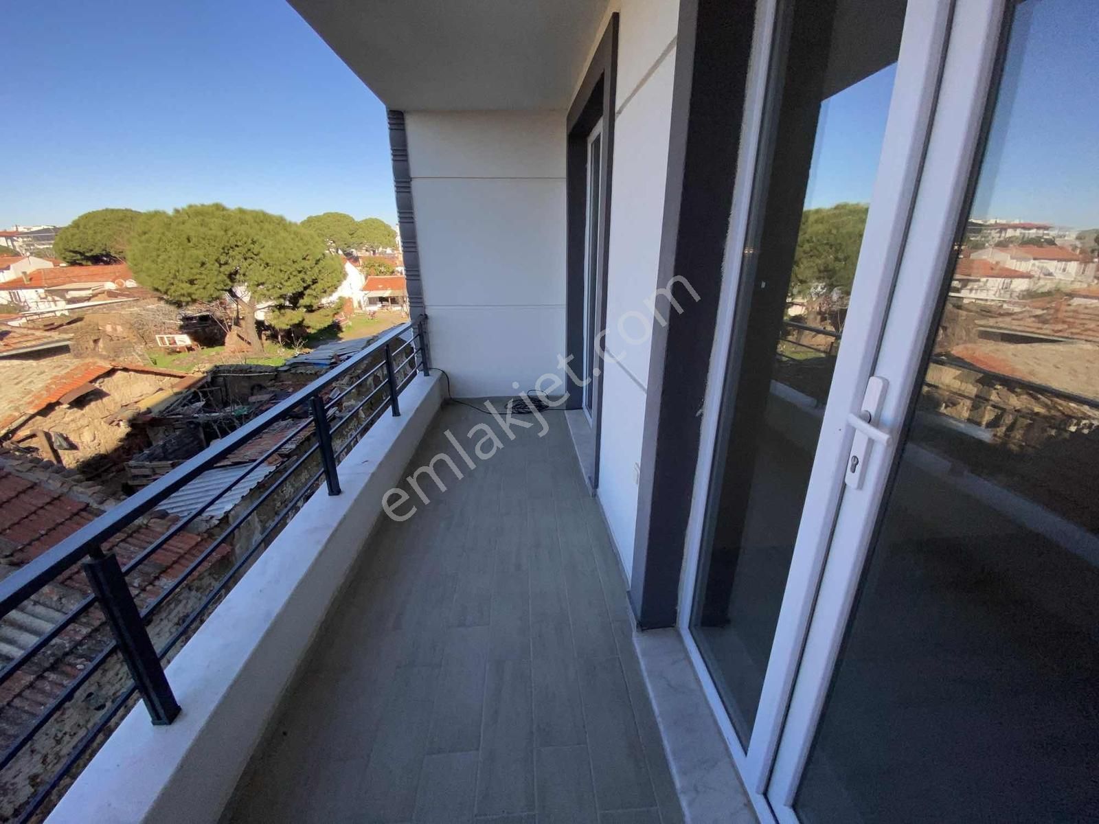 Dağlı Gayrimenkul'den Sıfır 3+1 Ara Kat Kaloriferli Cadde Üzeri - Görsel 3