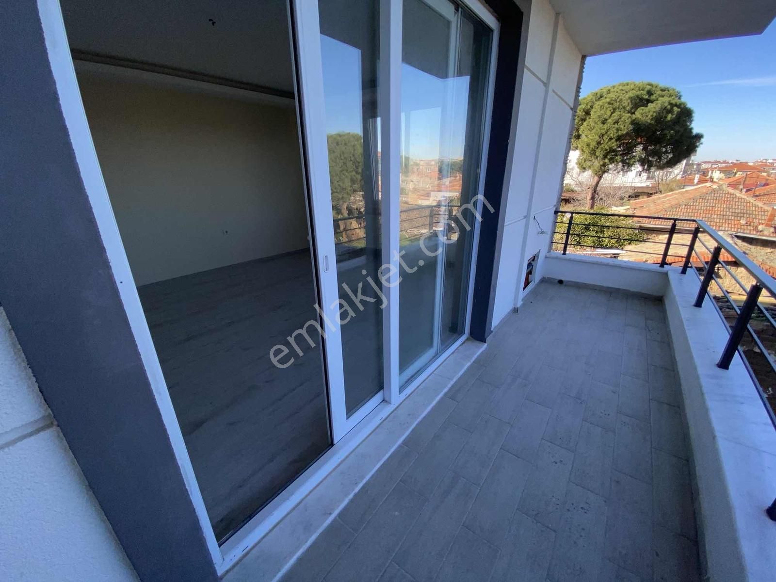 Dağlı Gayrimenkul'den Sıfır 3+1 Ara Kat Kaloriferli Cadde Üzeri - Görsel 5