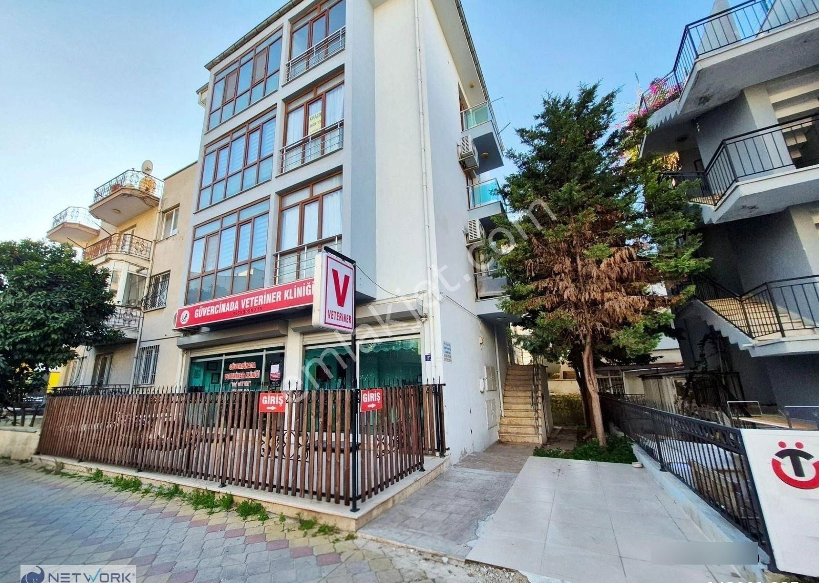 Kuşadası Merkezde Satılık 2+1 Daire (80m²) - Görsel 14