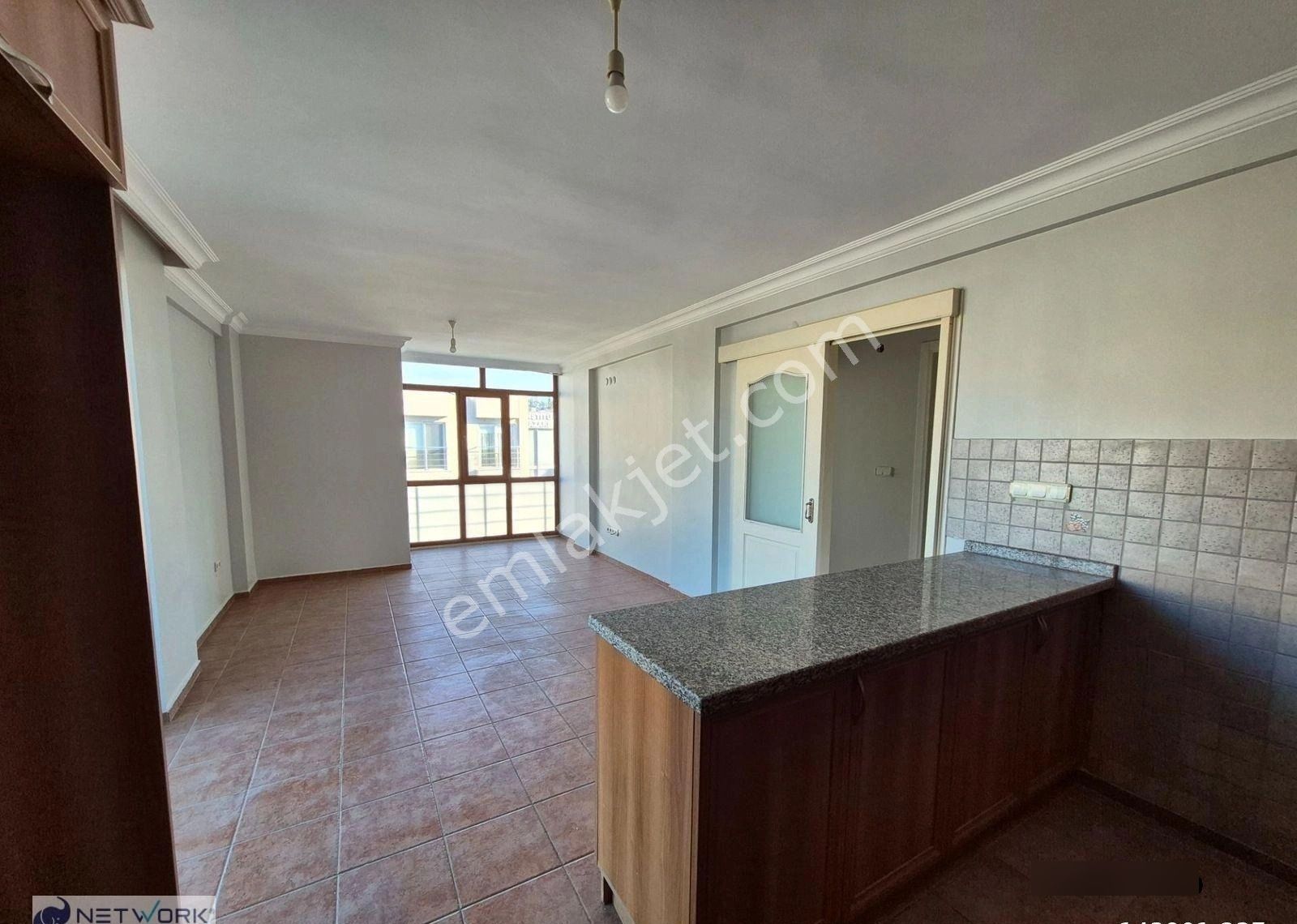 Kuşadası Merkezde Satılık 2+1 Daire (80m²) - Görsel 2