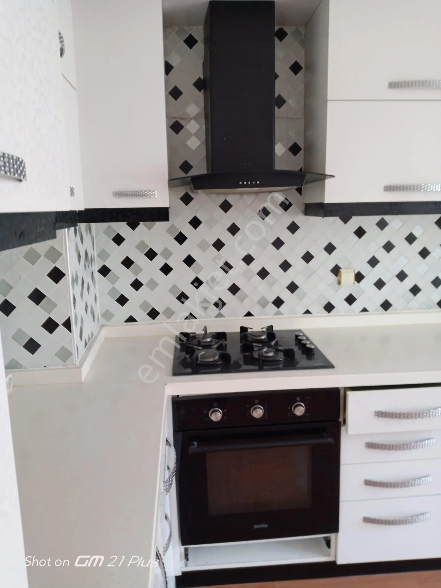 Tavukluk Ahçılarda En Üst Kat 3+1 Kiralık Daire - Görsel 12