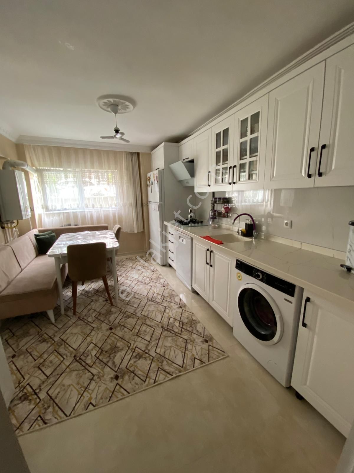 Emre Emlak'tan İstasyon Mah.de 3+1 Full Yapılı Daire - Görsel 4