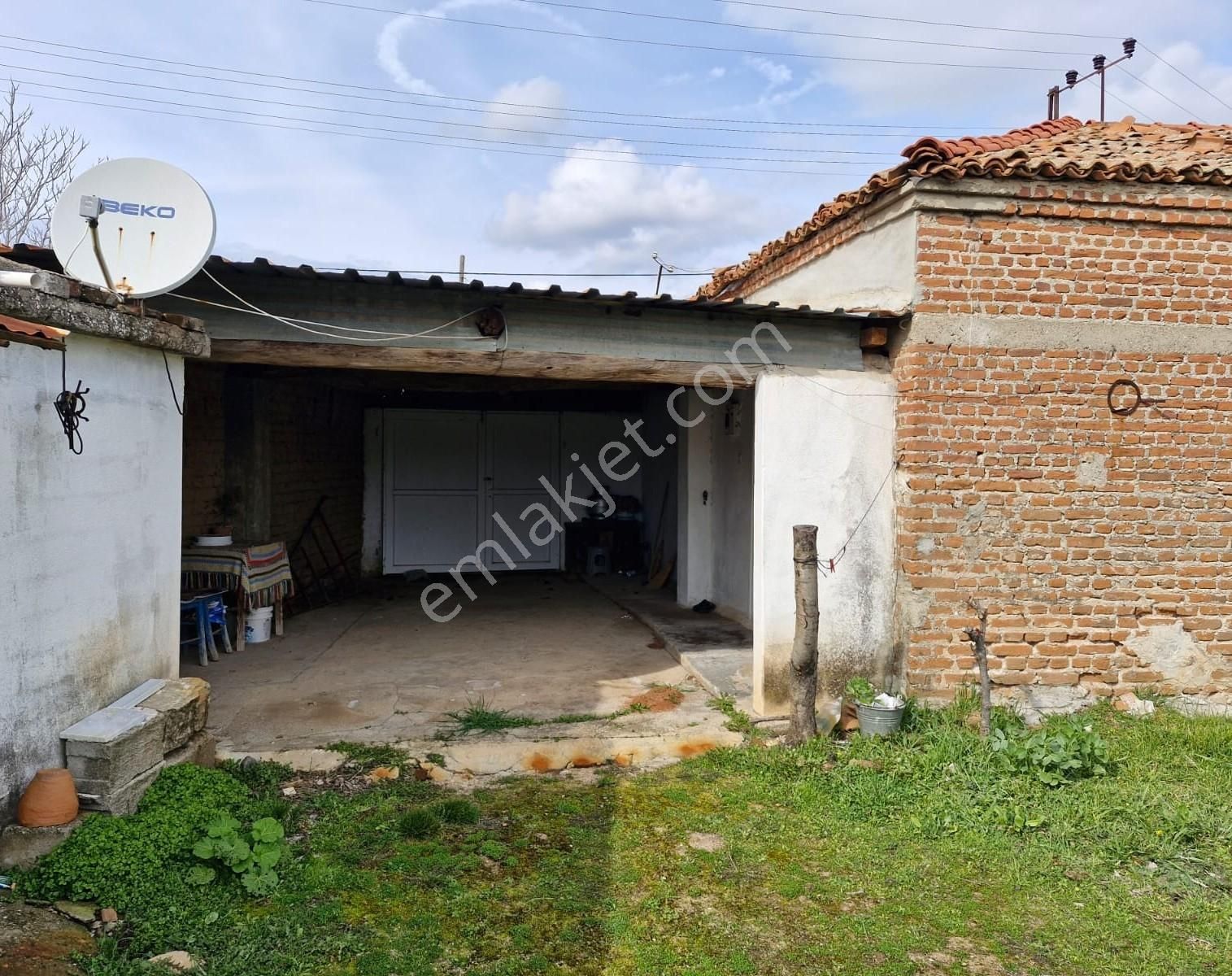 Çanakkale Bayramiç Saçaklı Satılık Müstakil Ev - Görsel 5