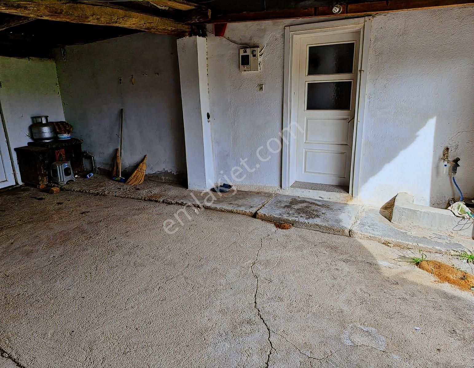 Çanakkale Bayramiç Saçaklı Satılık Müstakil Ev - Görsel 13