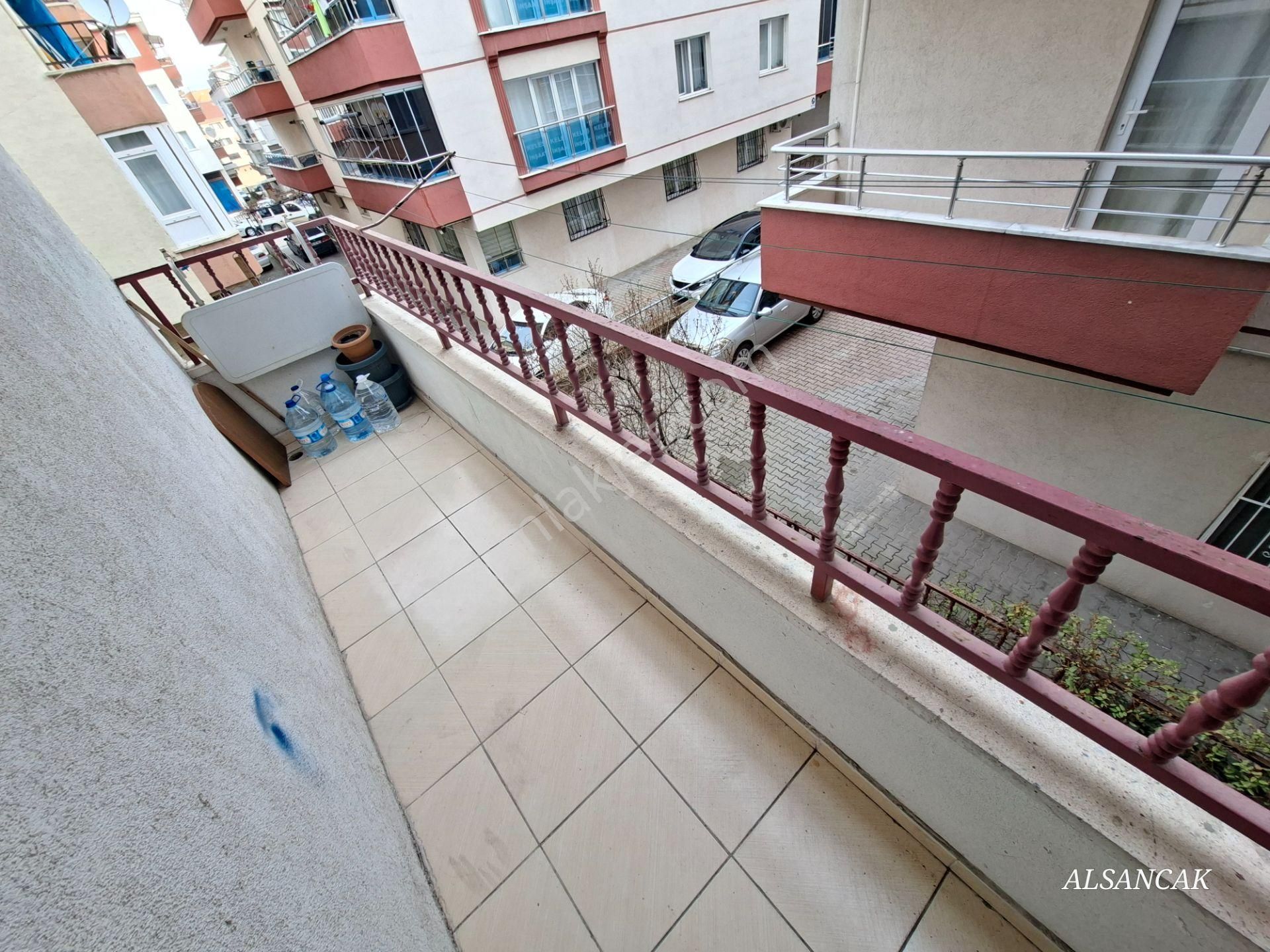 Elvan Mahallesinde Orta Katta 3+1 Kiralık Daire Yht Trene Yakın - Görsel 10