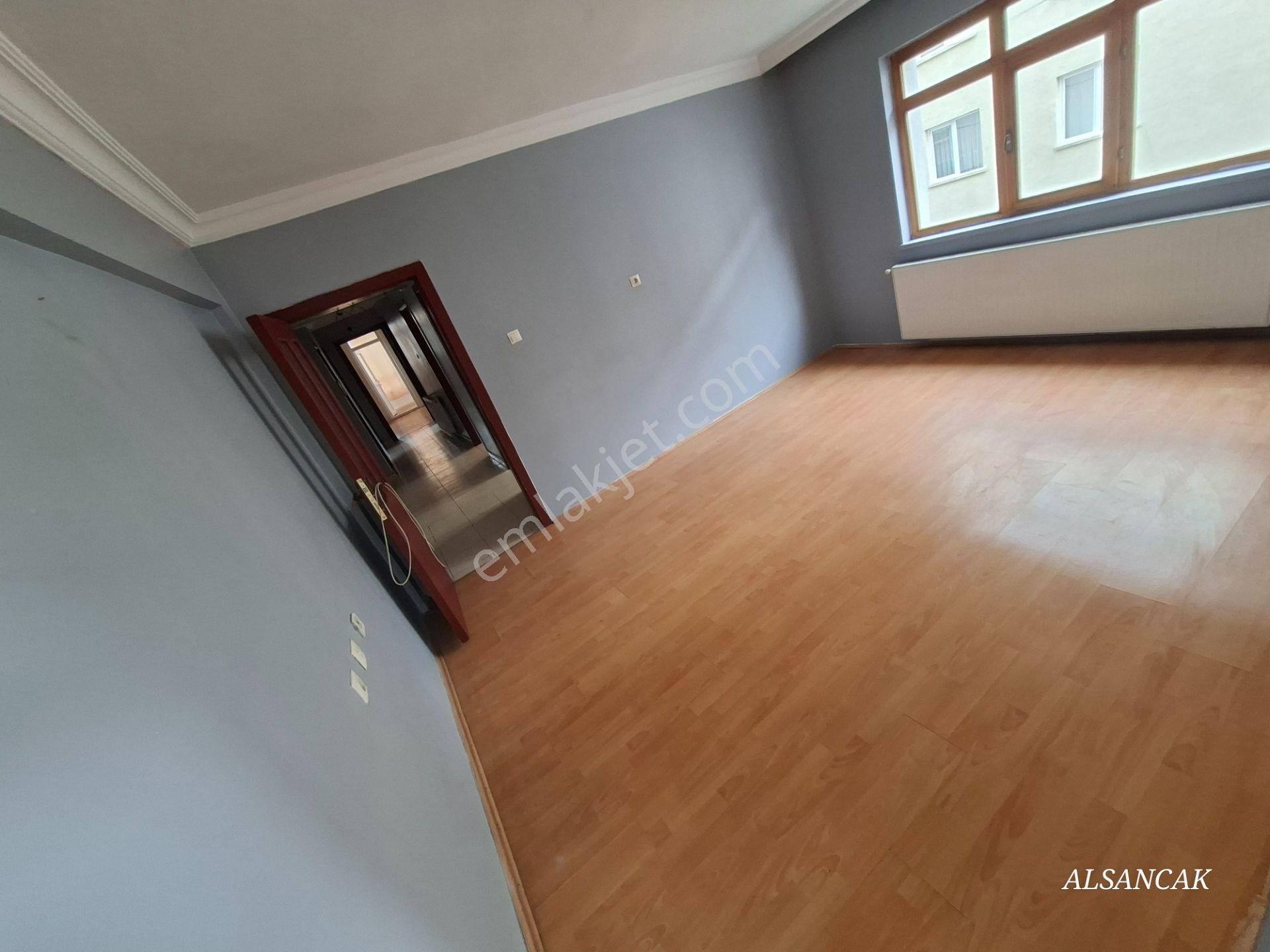 Elvan Mahallesinde Orta Katta 3+1 Kiralık Daire Yht Trene Yakın - Görsel 7