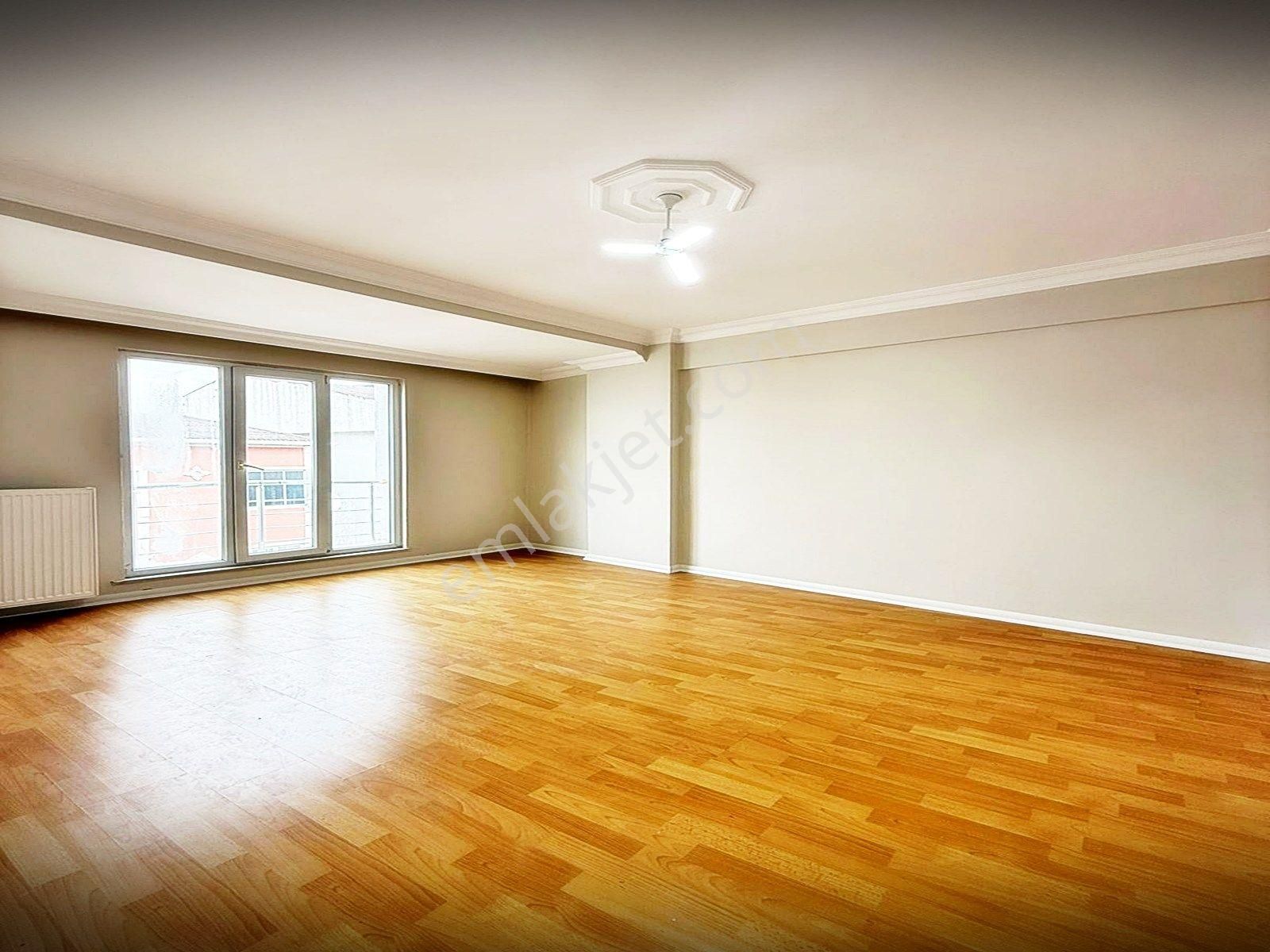 Esenyurt Mehterçeşme Mahallesinde Asansörlü Arakat 2+1 Daire - Görsel 3