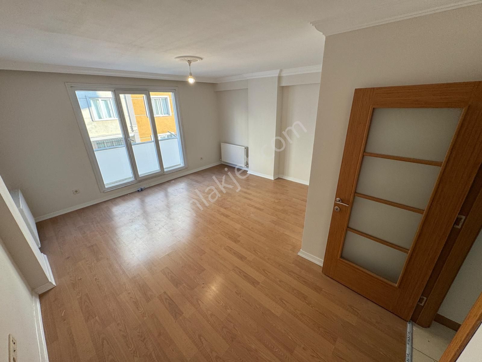 2+1 Ayrı Mutfak-ıskanlı- Boş! Ara Kat Asansörlü Çift Wc Ön Cephe - Görsel 10