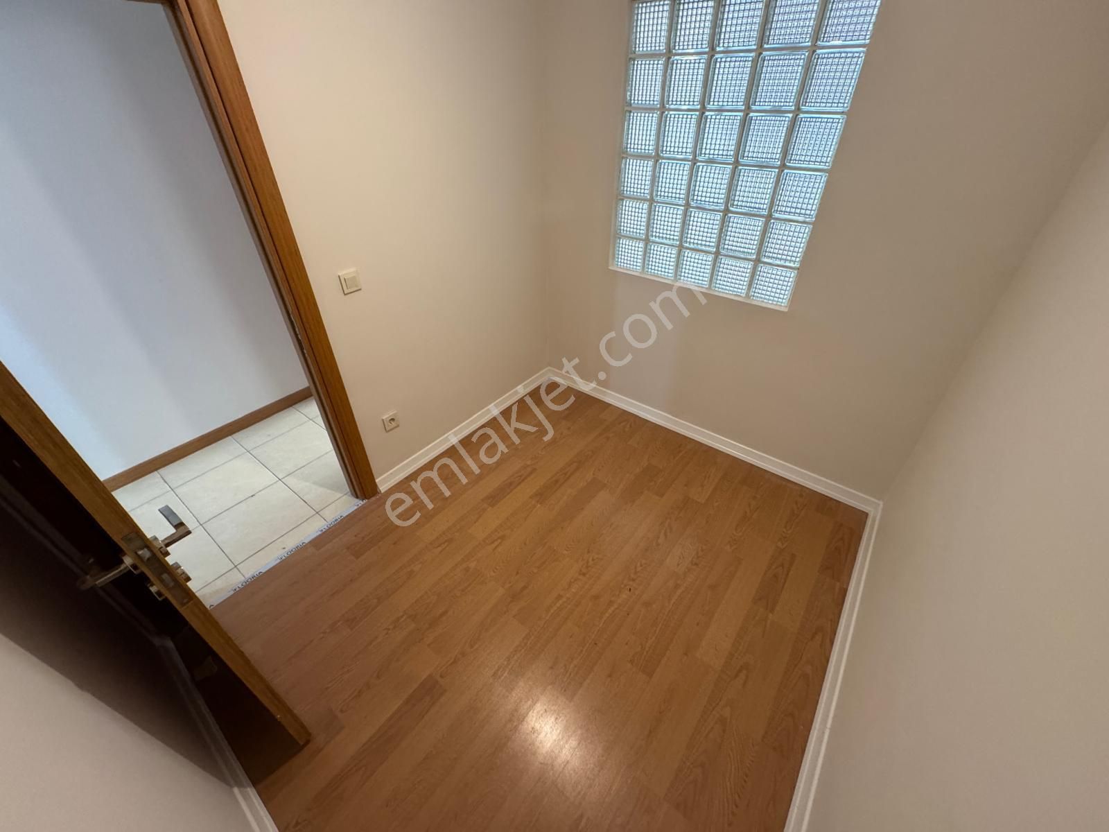 2+1 Ayrı Mutfak-ıskanlı- Boş! Ara Kat Asansörlü Çift Wc Ön Cephe - Görsel 24