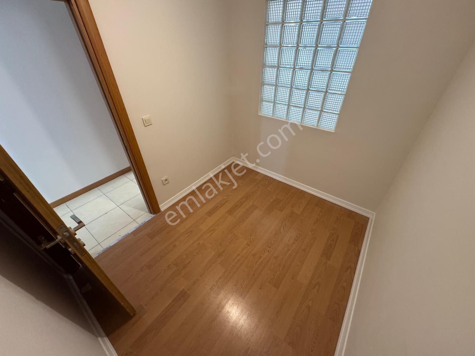 2+1 Ayrı Mutfak-ıskanlı- Boş! Ara Kat Asansörlü Çift Wc Ön Cephe - Görsel 15